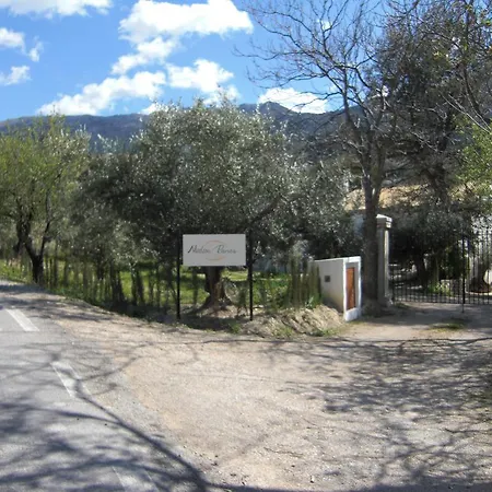 Alojamiento Rural Medios Panes